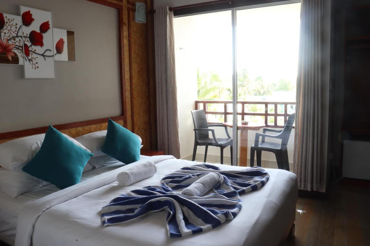 Athens View Hotel Guraidhoo  Bagian luar foto