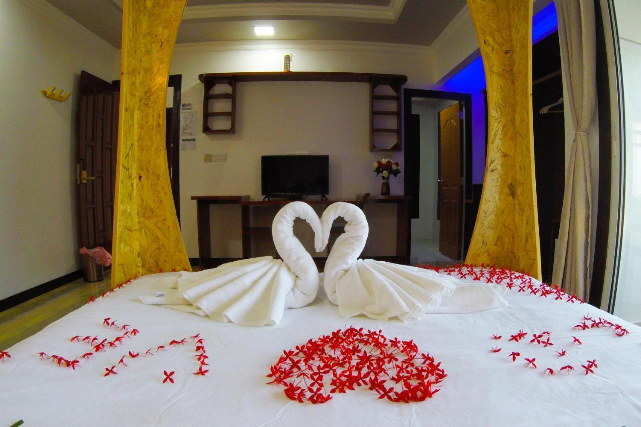 Athens View Hotel Guraidhoo  Bagian luar foto
