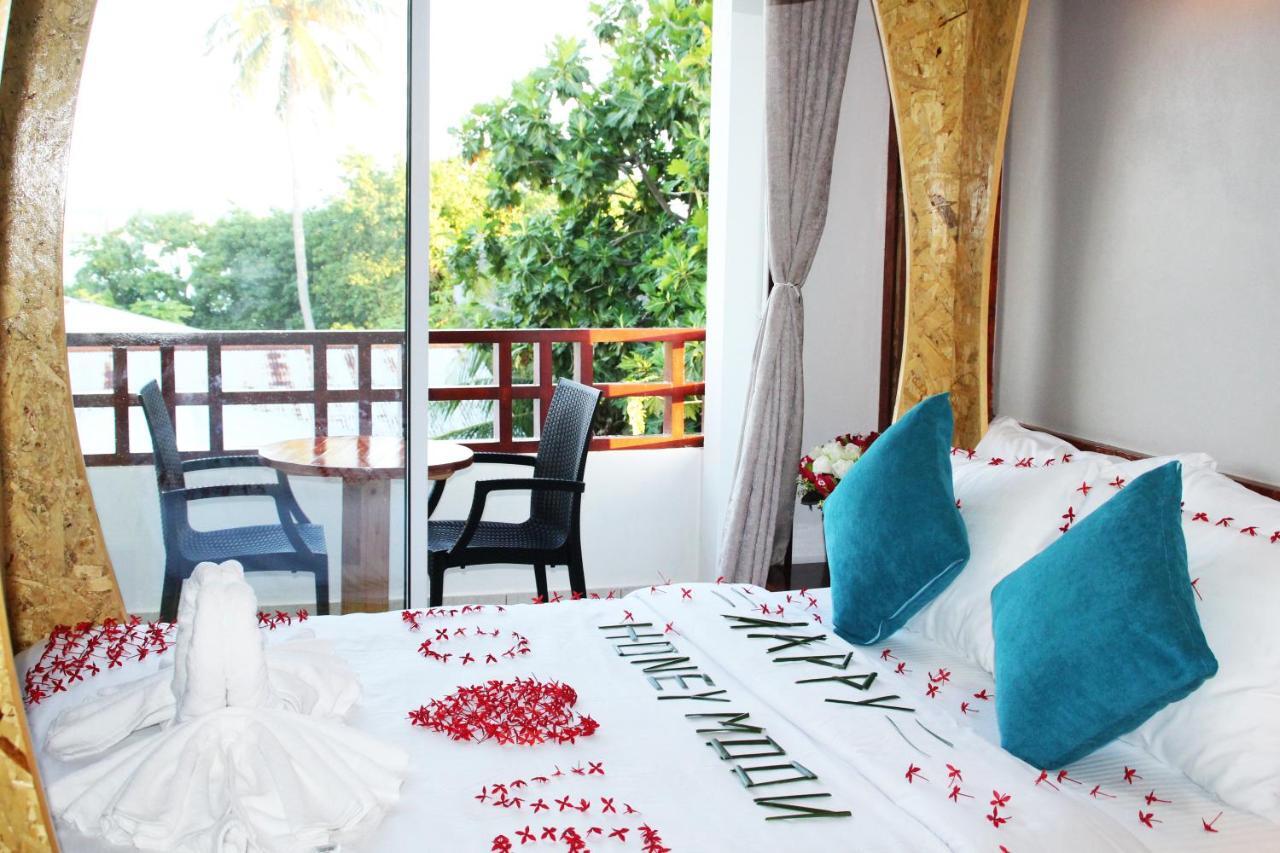 Athens View Hotel Guraidhoo  Bagian luar foto
